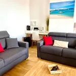 Daire Grand T2 Standing Proche Centre Et Plages Vue Panoramique Parking Prive