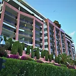 Grand T2 Standing Proche Centre Et Plages Vue Panoramique Parking Prive Daire Ajaccio (Corsica)