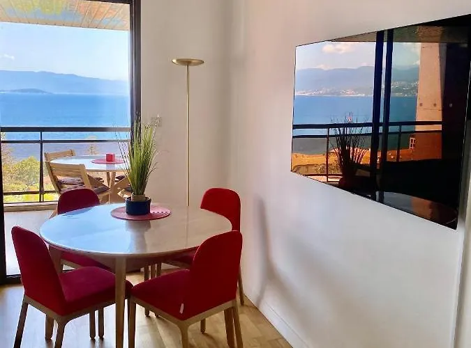 Grand T2 Standing Proche Centre Et Plages Vue Panoramique Parking Prive Appartement Ajaccio (Corsica)