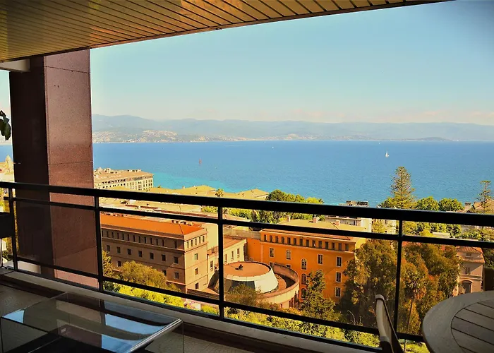 Appartement Grand T2 Standing Proche Centre Et Plages Vue Panoramique Parking Prive