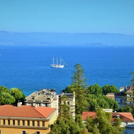 Grand T2 Standing Ajaccio Proche Centre Et Plages Vue Panoramique Parking Prive *