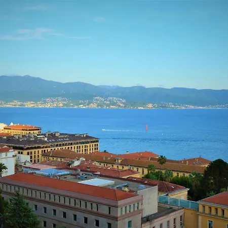 Apartment Grand T2 Standing Ajaccio Proche Centre Et Plages Vue Panoramique Parking Prive *
