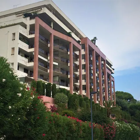 Grand T2 Standing Ajaccio Proche Centre Et Plages Vue Panoramique Parking Prive