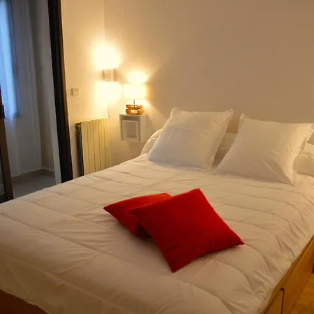 Grand T2 Standing Proche Centre Et Plages Vue Panoramique Parking Prive Ajaccio (Corsica)