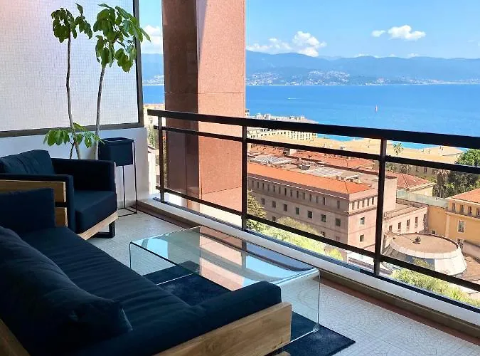 Grand T2 Standing Proche Centre Et Plages Vue Panoramique Parking Prive Apartmán Ajaccio (Corsica)